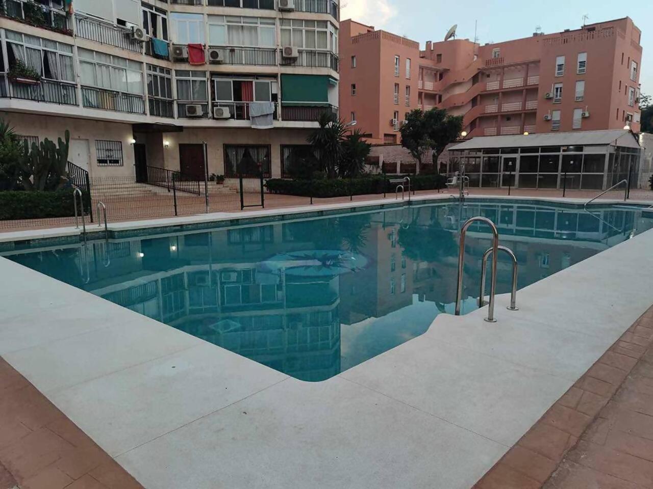Star Apto Torremolinos Wifi Terraza Centro Buitenkant foto